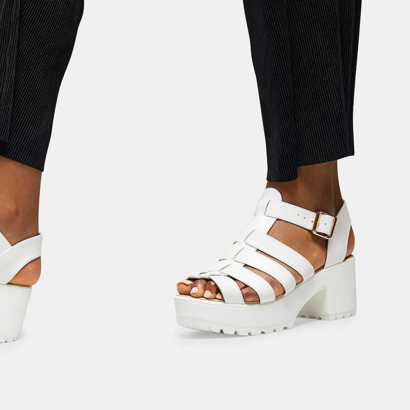 Damskie KOI footwear Szpilki Na Platformie^Biale Sandaly Na Grubej Platformie Z Paskiem I Paskiem