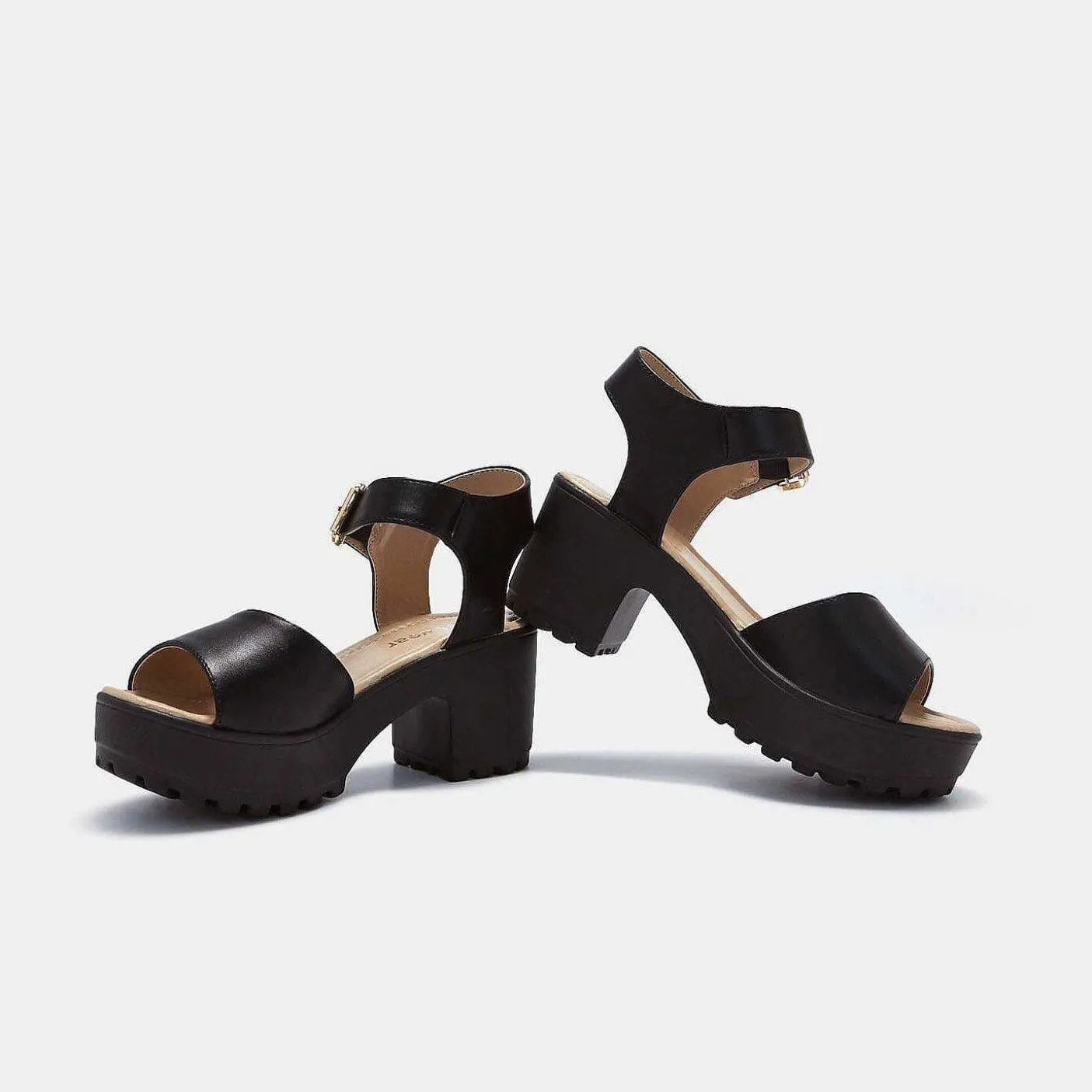 Damskie KOI footwear Sandaly Na Platformie^Czarne Sandaly Na Grubej Platformie Z Paskiem Na Kostce