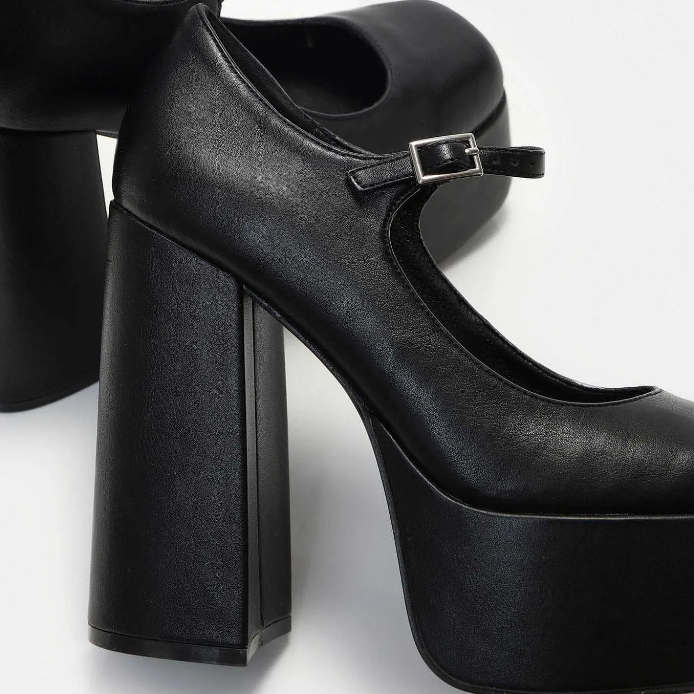 Damskie KOI footwear But Na Obcasie^Czarne Szpilki Na Platformie W Kolorze Ciemnego Kwiatu