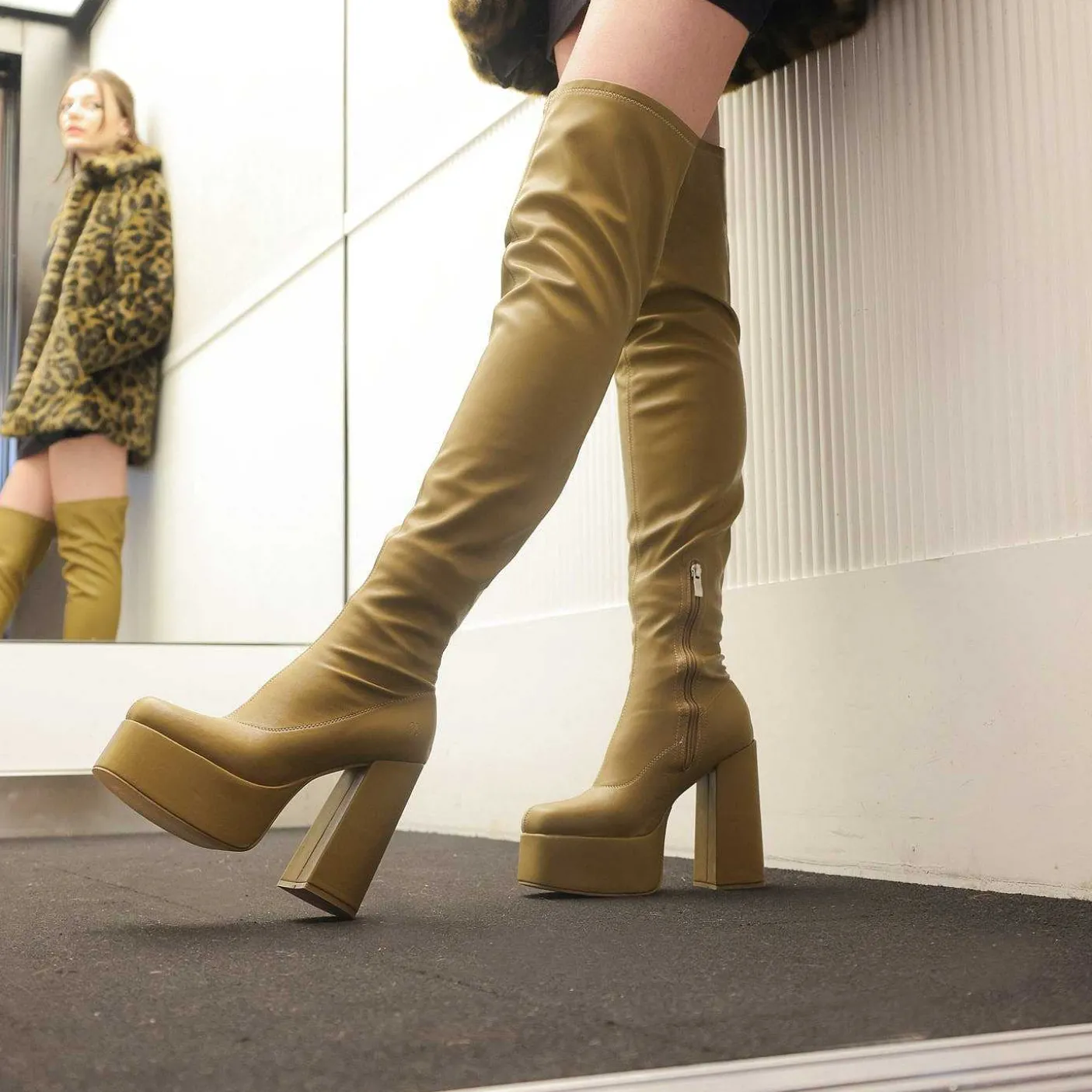 Damskie KOI footwear Dlugi But^Kozaki Za Kolano The Redemption Plus Size Khaki