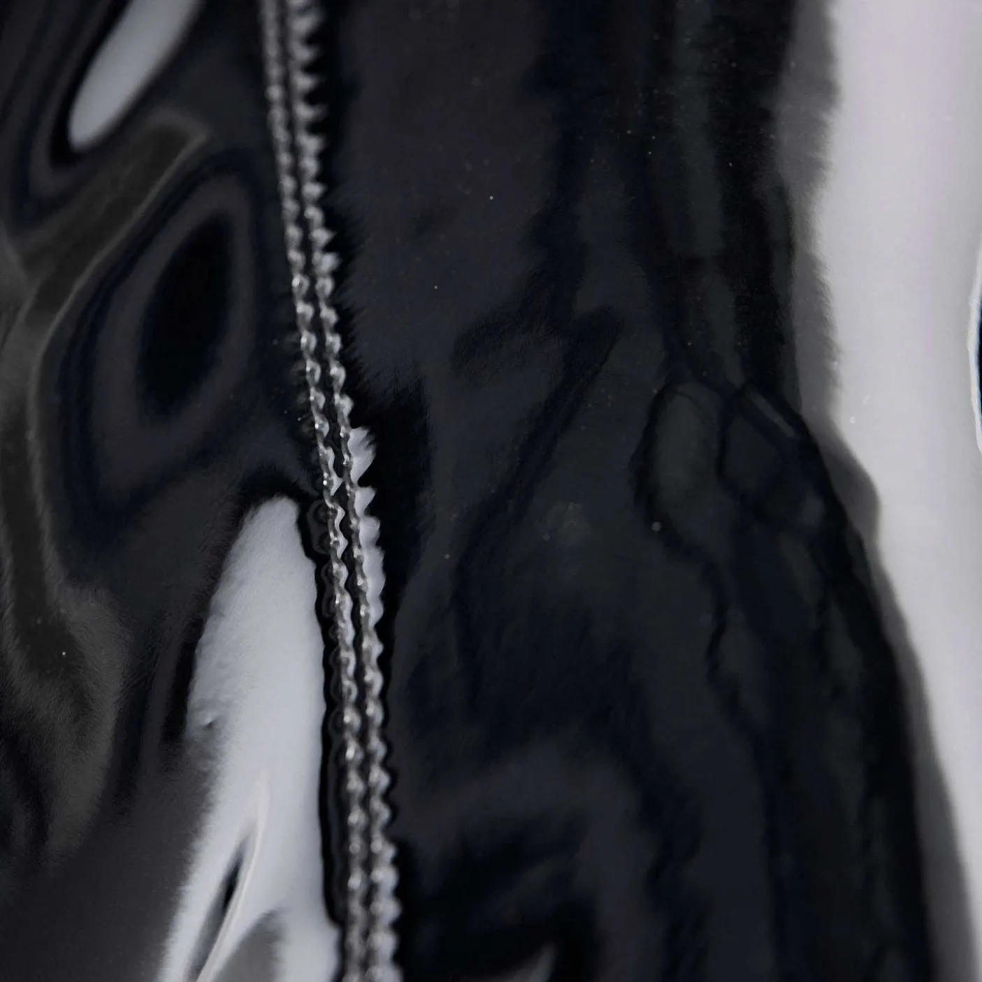 mskie_czarne_buty_na_obcasie_z_lakierowana_platforma_delano_2.webp Męskie KOI footwear Czarne Buty^Męskie Czarne Buty Na Obcasie Z Lakierowana Platforma Delano